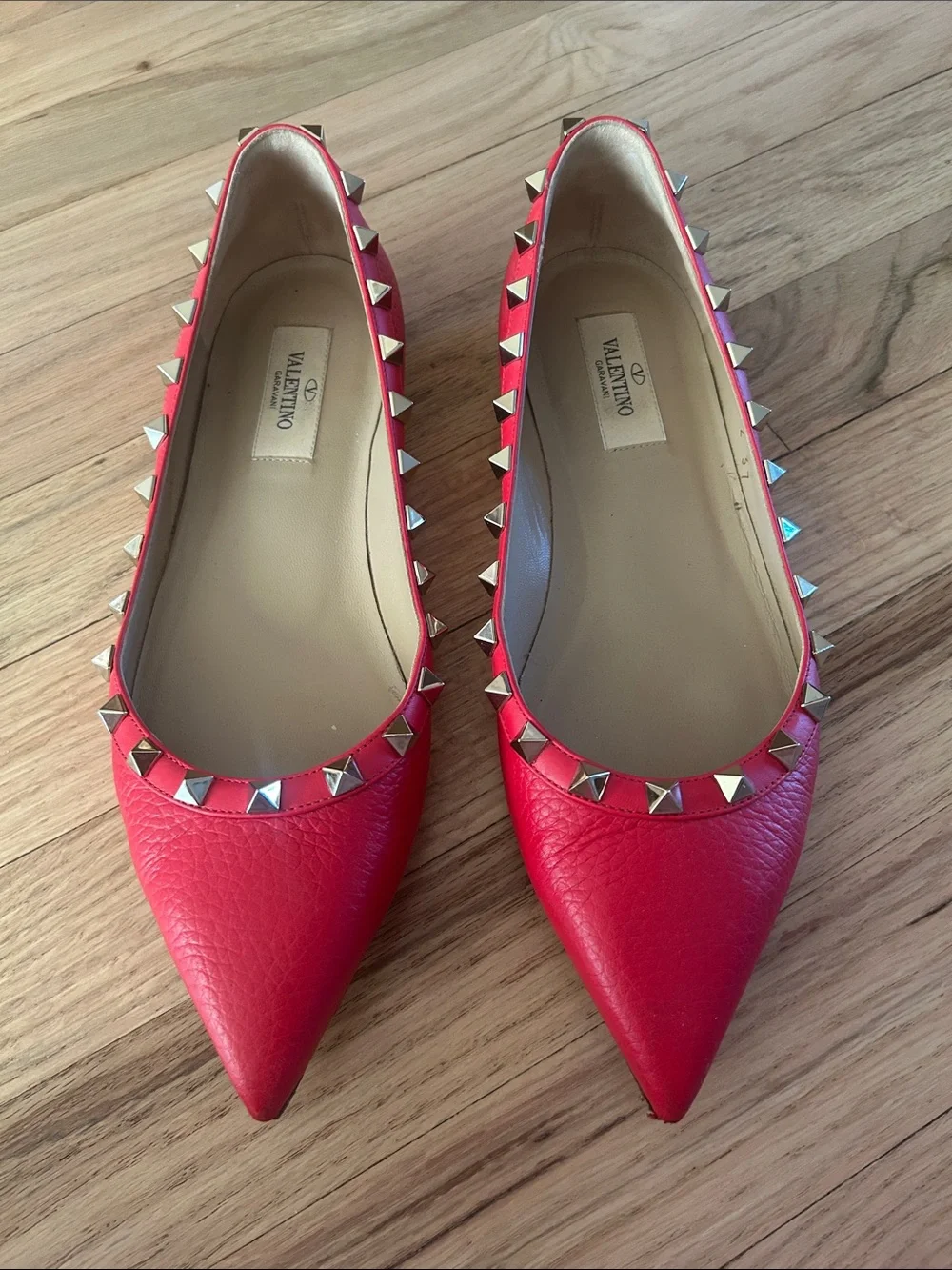 Valentino Red Pointed Rockstud Leather Flats in great condition! - Picture 11 of 11
